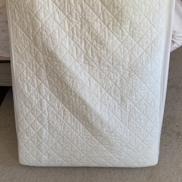 Coyuchi organic white quilted crib mattress pad organic cotton GOTS certified - Picture 12 of 12
